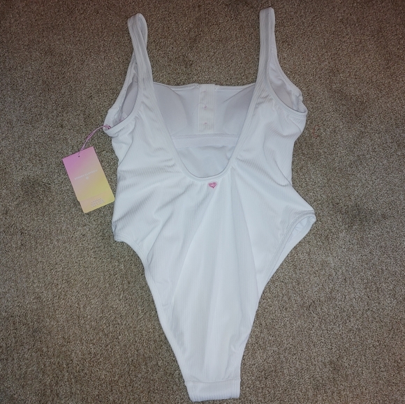 Stoney Clover Lane x Target white ribbed one piece - Picture 5 of 8